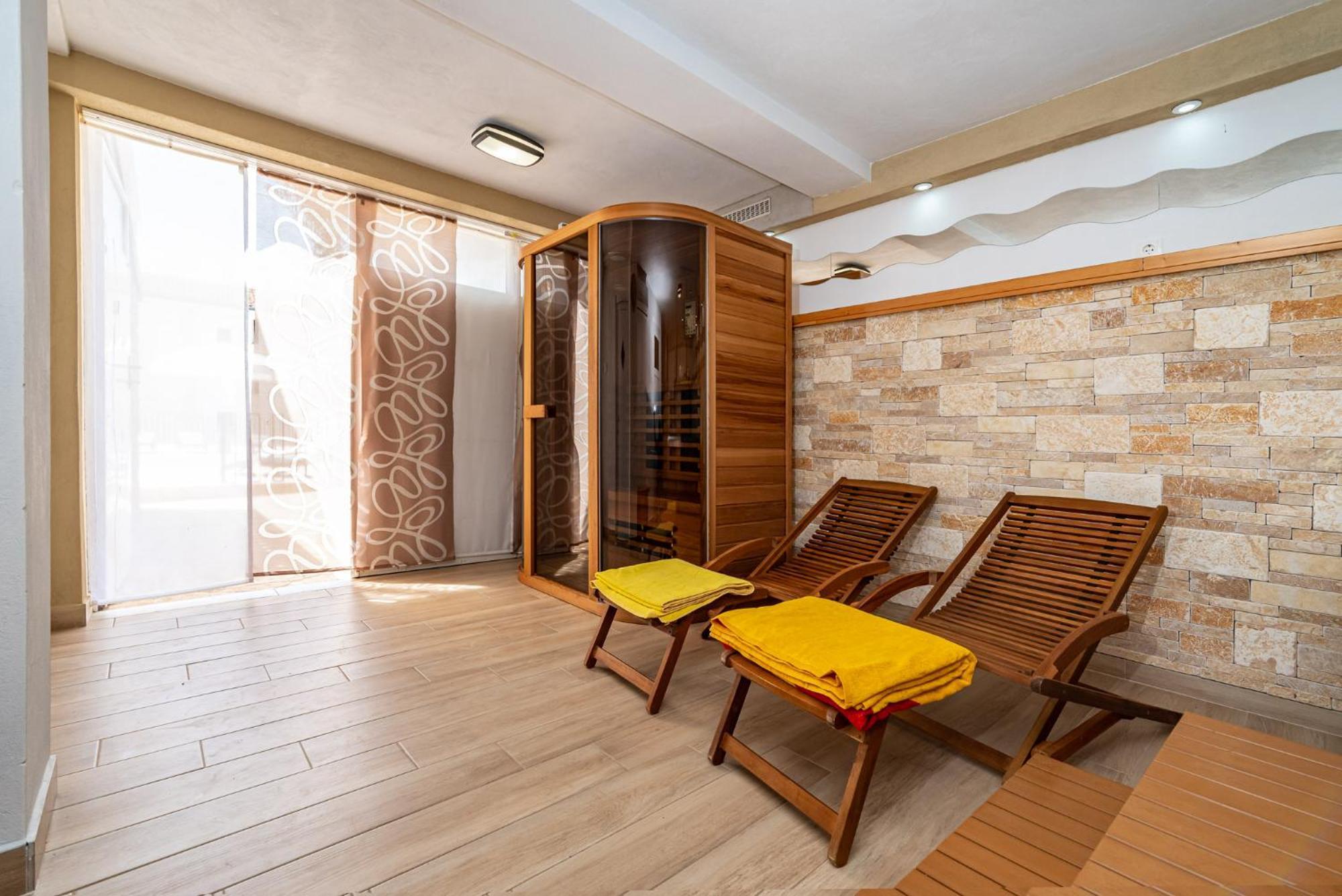 Apartments Prkacin 2 Starigrad Paklenica Exterior photo