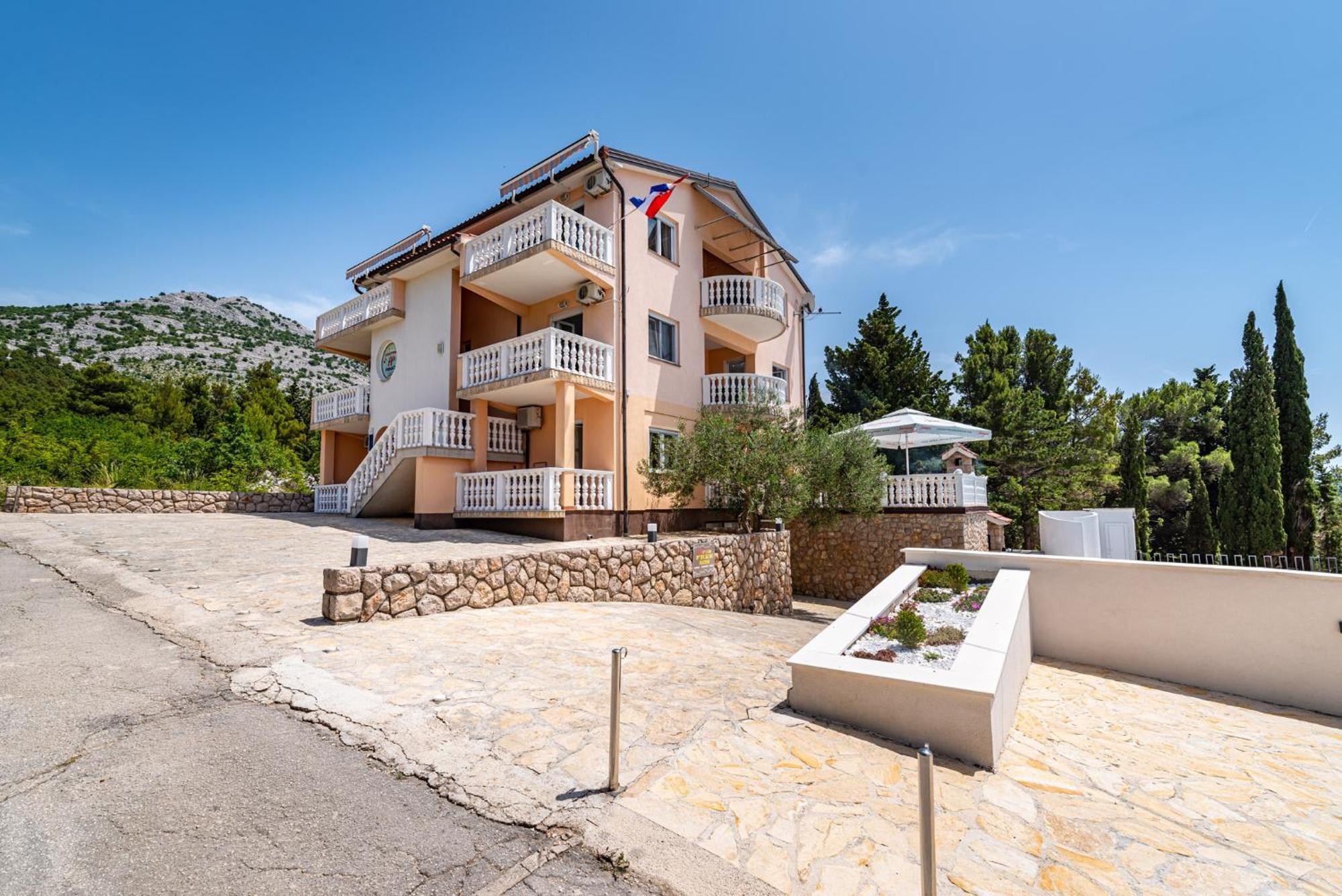 Apartments Prkacin 2 Starigrad Paklenica Exterior photo