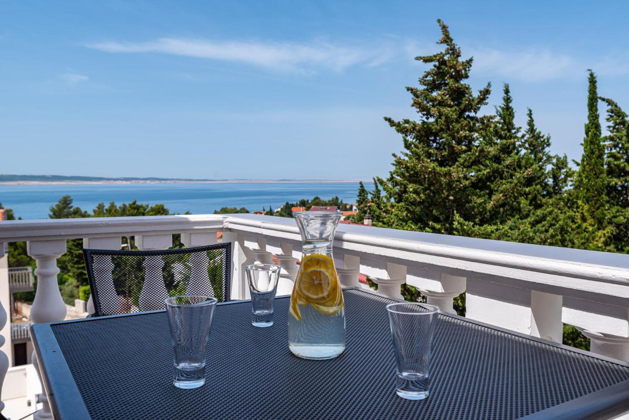 Apartments Prkacin 2 Starigrad Paklenica Exterior photo