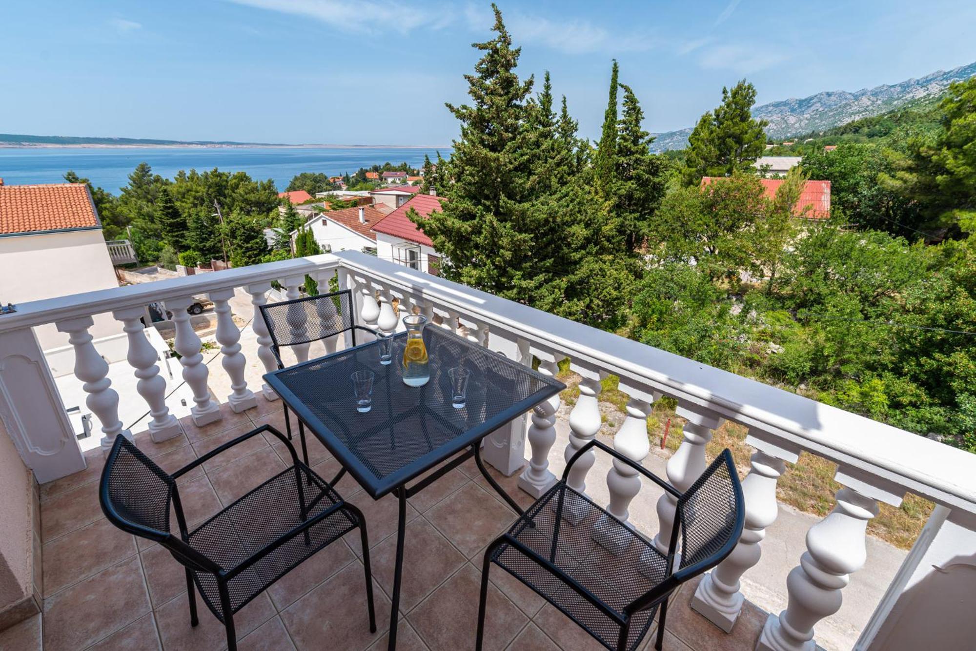 Apartments Prkacin 2 Starigrad Paklenica Exterior photo